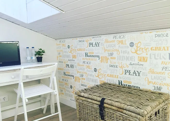 Le Vintage Отель Авила